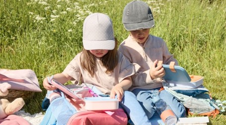 Ką pasiimti į pikniką su vaikais? Prekės vaikams nuo užkandžių iki poilsio